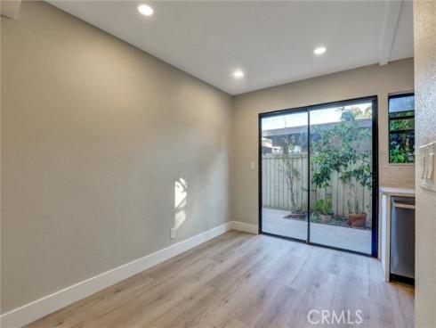 93  Streamwood  , Irvine, CA