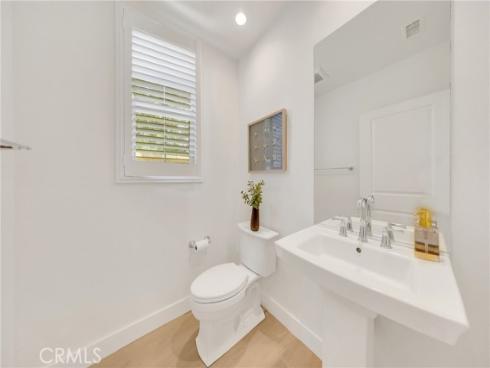 182  Frontier  , Irvine, CA