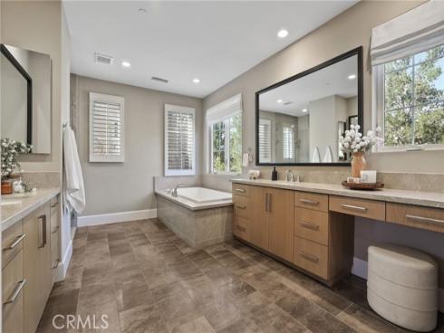 56  Derby  , Irvine, CA