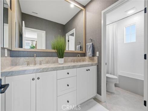 109  Fairgreen  , Irvine, CA