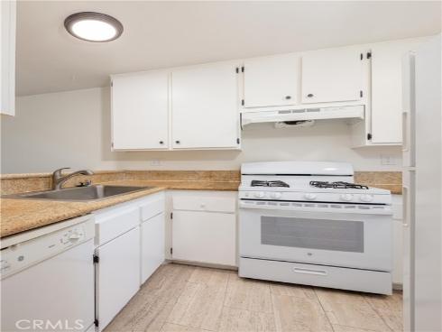 66  Orange Blossom  , Irvine, CA