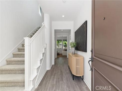 275  Rodeo  8 , Irvine, CA