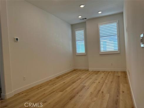 300  Tank  , Irvine, CA