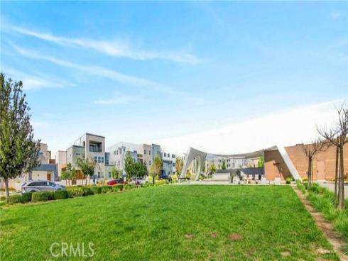 300  Tank  , Irvine, CA