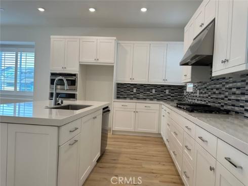 300  Tank  , Irvine, CA