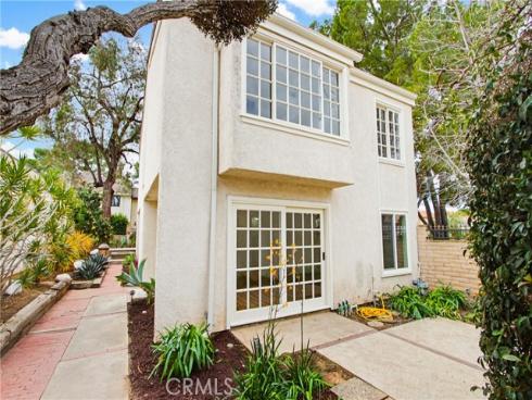 48  Willow Tree   Lane, Irvine, CA