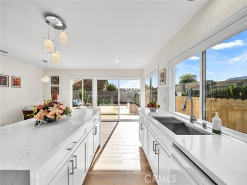 3761  Provincetown  , Irvine, CA