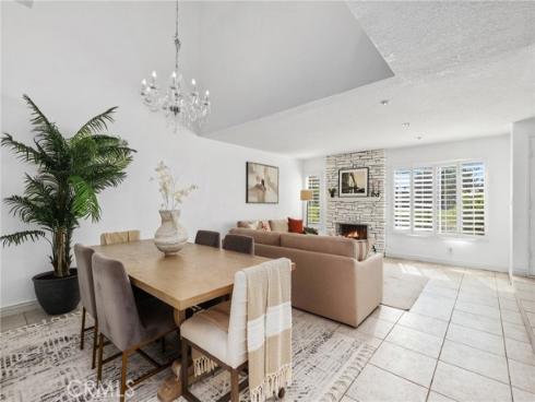 26  Helena  69 , Irvine, CA