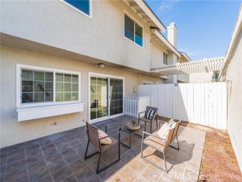 32  Goldenbush  , Irvine, CA