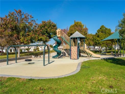 32  Goldenbush  , Irvine, CA