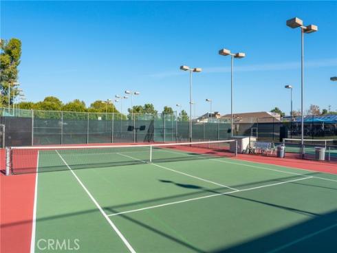 32  Goldenbush  , Irvine, CA