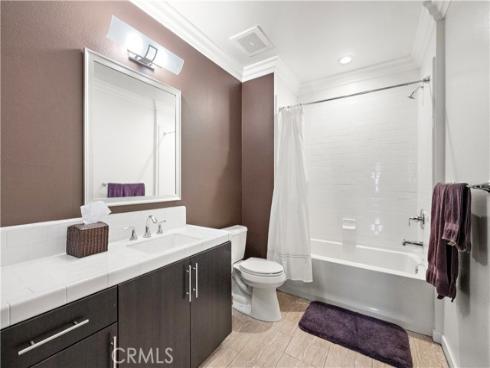 21  Gramercy  , Irvine, CA