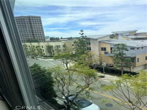 21  Gramercy  , Irvine, CA