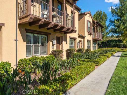 123  Mighty Oak  , Irvine, CA
