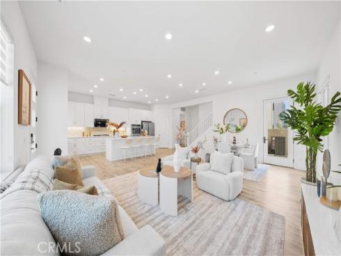 102  Yugen  , Irvine, CA