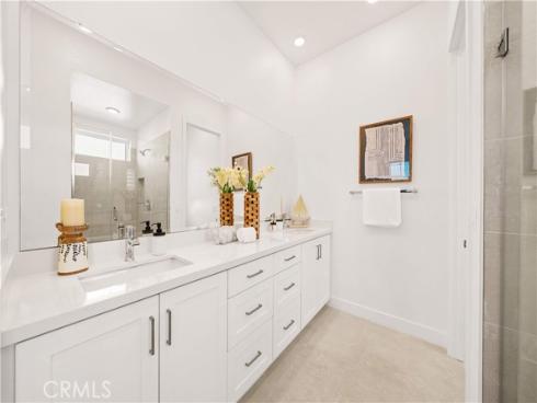 102  Yugen  , Irvine, CA