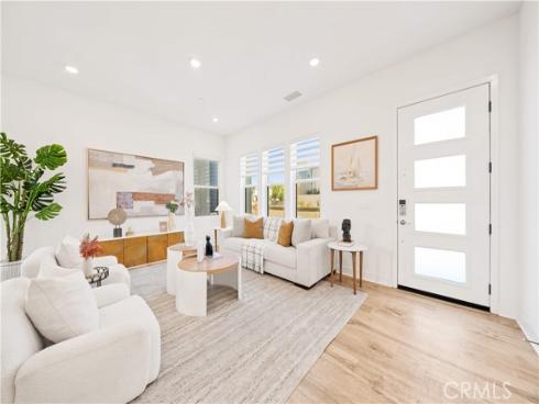 102  Yugen  , Irvine, CA