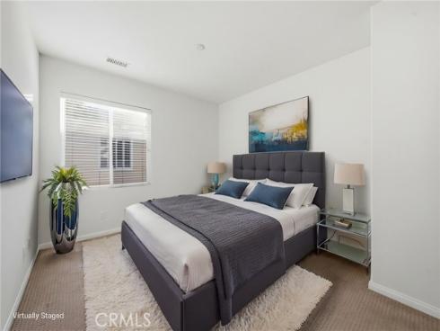 9  Preston  , Irvine, CA