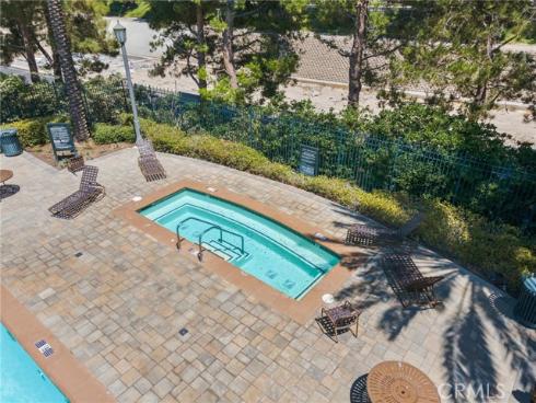 9  Preston  , Irvine, CA