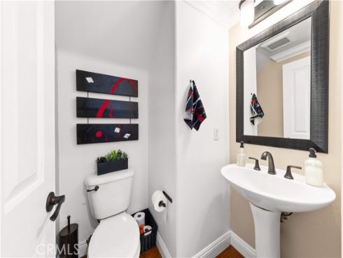 66  Montrose  , Irvine, CA