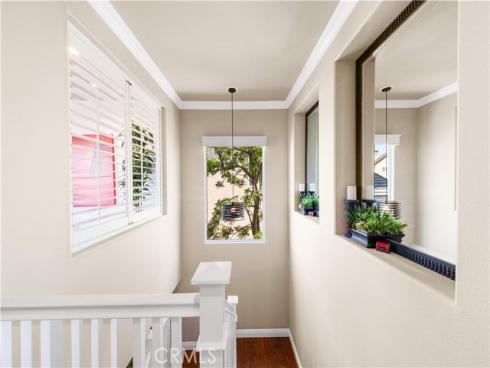 66  Montrose  , Irvine, CA