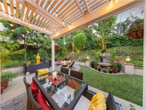 66  Montrose  , Irvine, CA