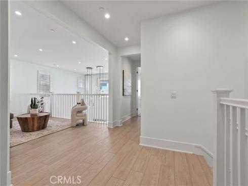 107  Orbit  , Irvine, CA