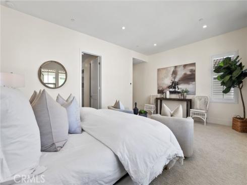 107  Orbit  , Irvine, CA