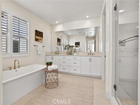 107  Orbit  , Irvine, CA