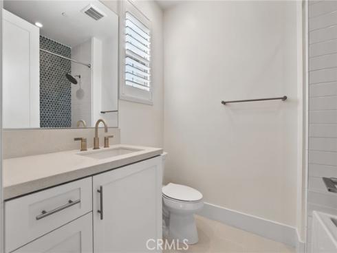 107  Orbit  , Irvine, CA