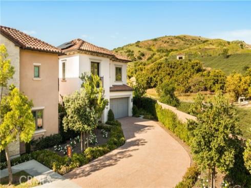 162  Winnett  , Irvine, CA