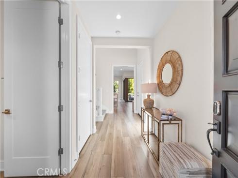 162  Winnett  , Irvine, CA