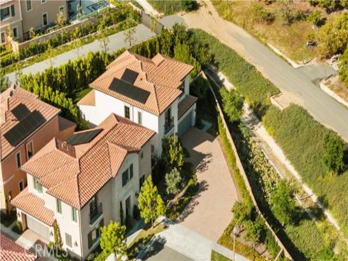 162  Winnett  , Irvine, CA