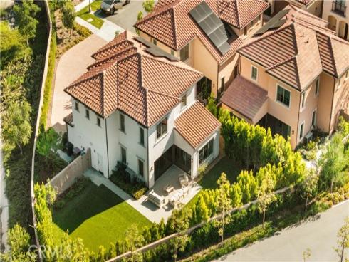 162  Winnett  , Irvine, CA