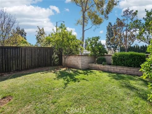 66  Bridgeport  , Irvine, CA