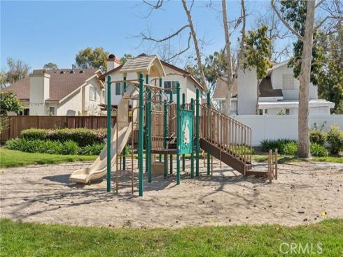 66  Bridgeport  , Irvine, CA