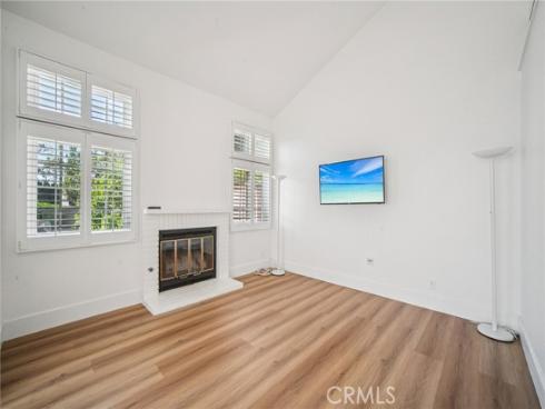 66  Bridgeport  , Irvine, CA