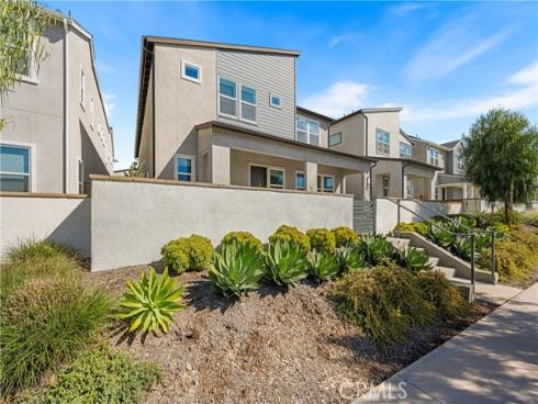 333  Sora  , Irvine, CA