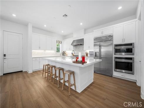 333  Sora  , Irvine, CA