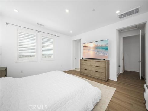 333  Sora  , Irvine, CA