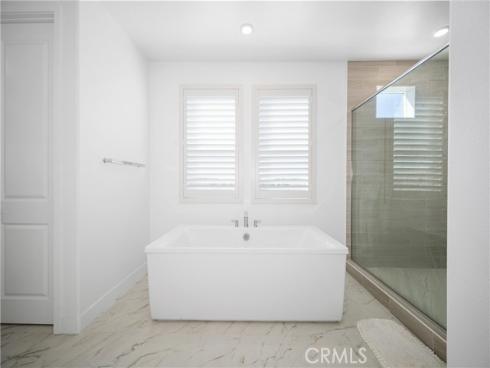 333  Sora  , Irvine, CA