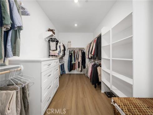 333  Sora  , Irvine, CA