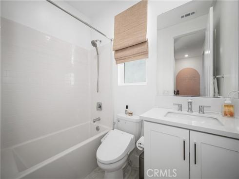 333  Sora  , Irvine, CA