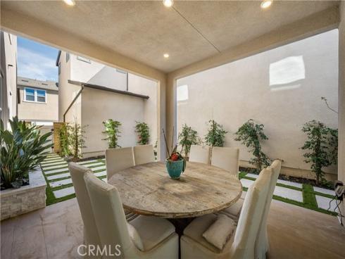 333  Sora  , Irvine, CA