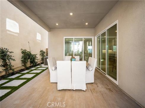 333  Sora  , Irvine, CA