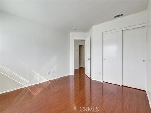 27  Ohio  , Irvine, CA