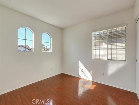 27  Ohio  , Irvine, CA