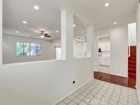 27  Ohio  , Irvine, CA