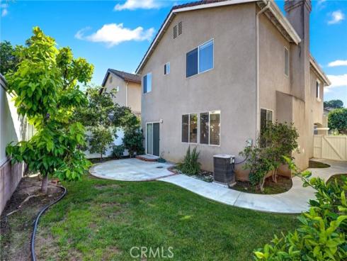 27  Ohio  , Irvine, CA