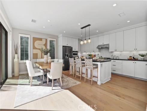170  Villa Ridge  , Irvine, CA